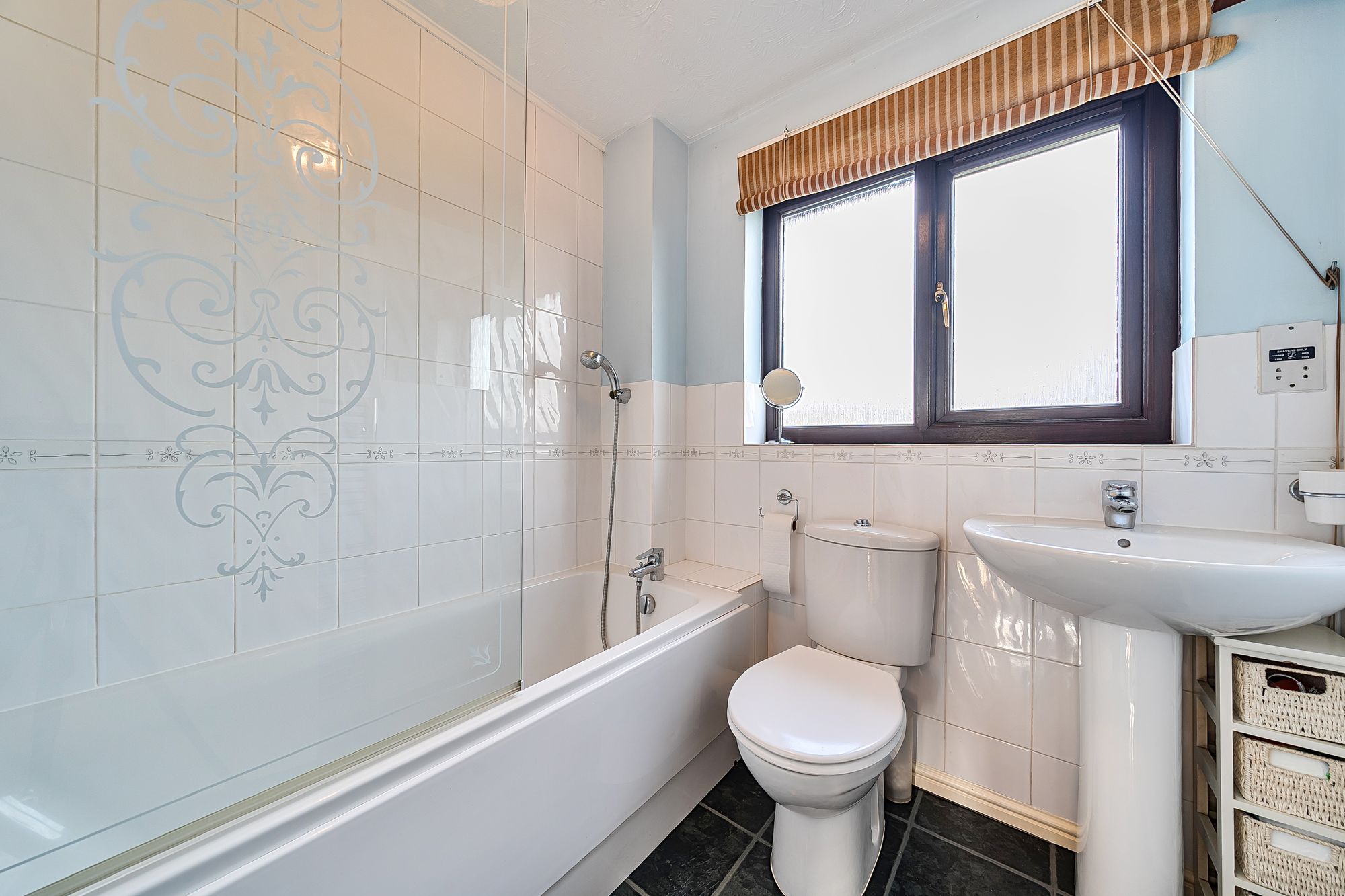 3 bed semi-detached house for sale in Hawthorne Close, Pershore 14