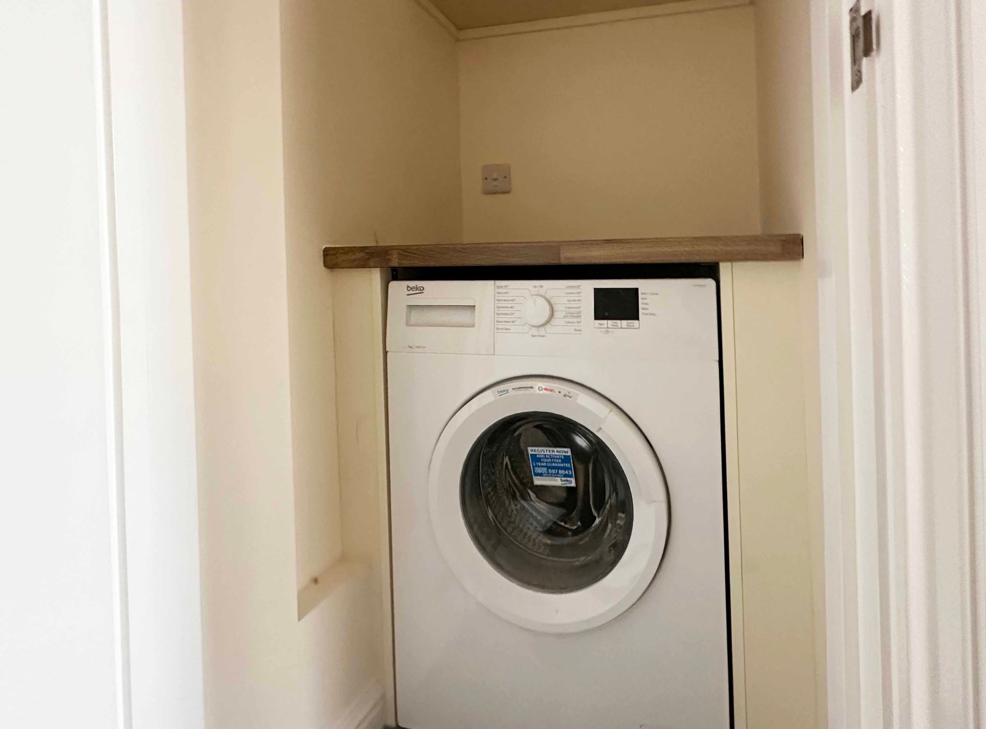 2 bed flat to rent in Bridge Street, Pershore 4