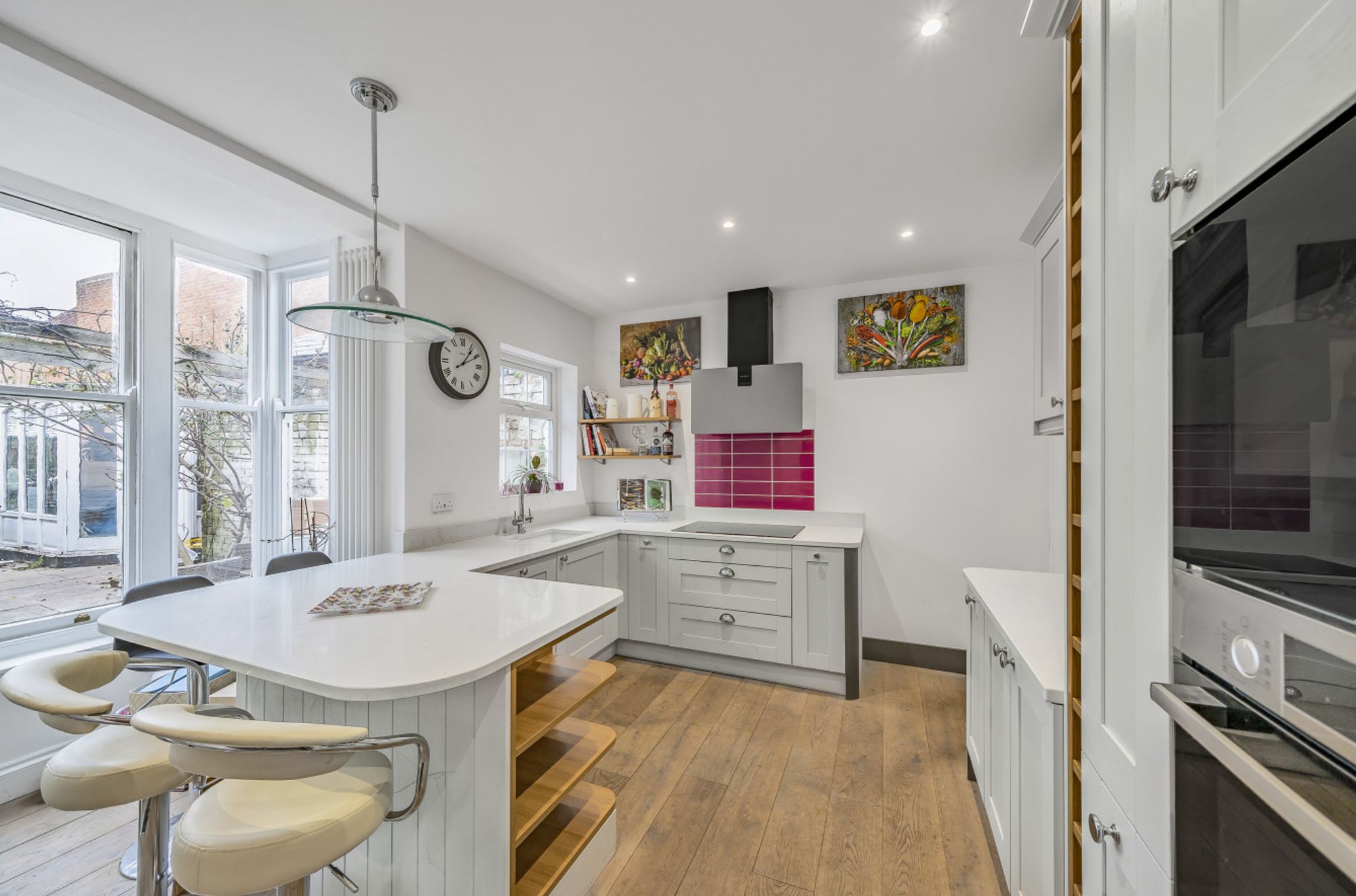 4 bed mid-terraced house for sale in Bridge Street, Pershore 2