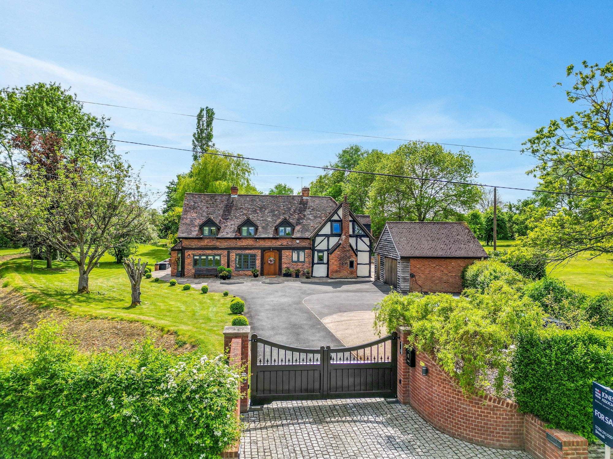 4 bed detached house for sale in Grafton Flyford, Worcester 29