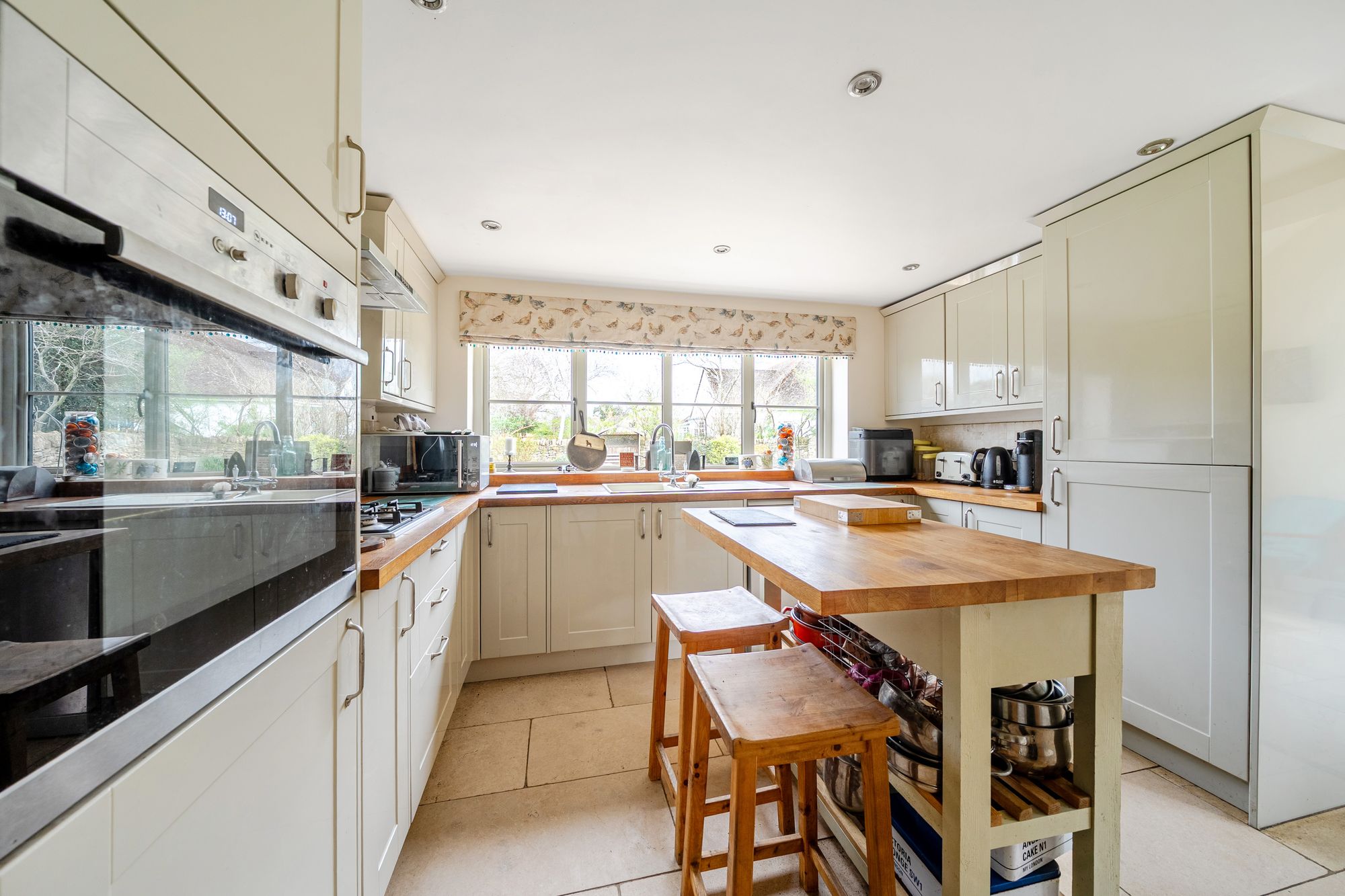 3 bed semi-detached house for sale in Upper End, Pershore  - Property Image 4