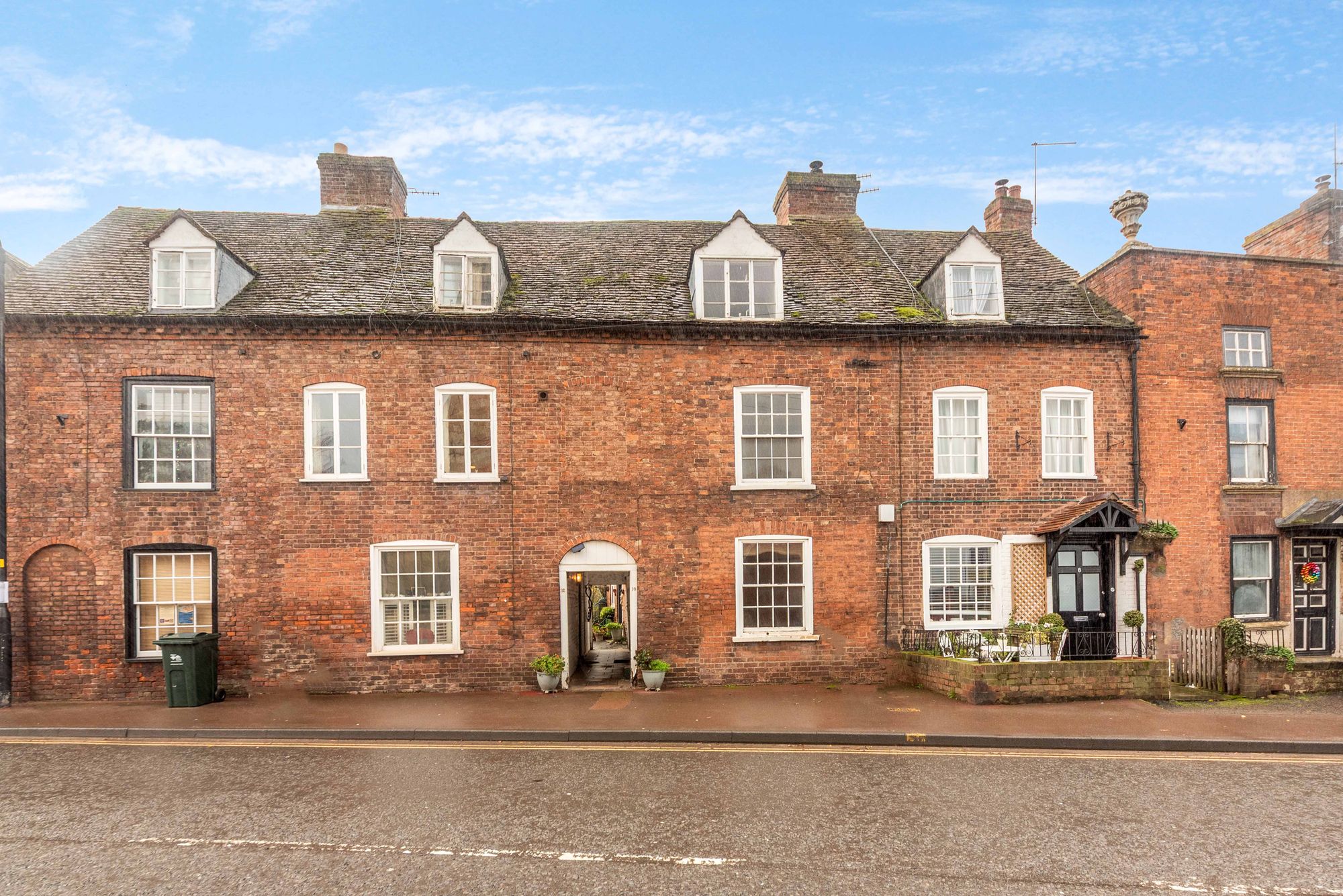 4 bed terraced house for sale in Church Street, Worcester - Property Image 1