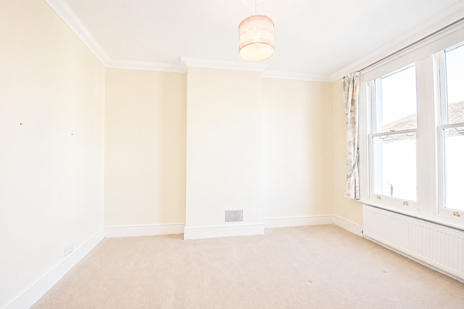 3 bed detached house to rent in Springfield Road, Guildford, GU1 4DP  - Property Image 8