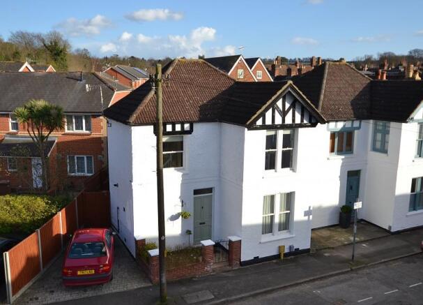 3 bed detached house to rent in Springfield Road, Guildford, GU1 4DP  - Property Image 2