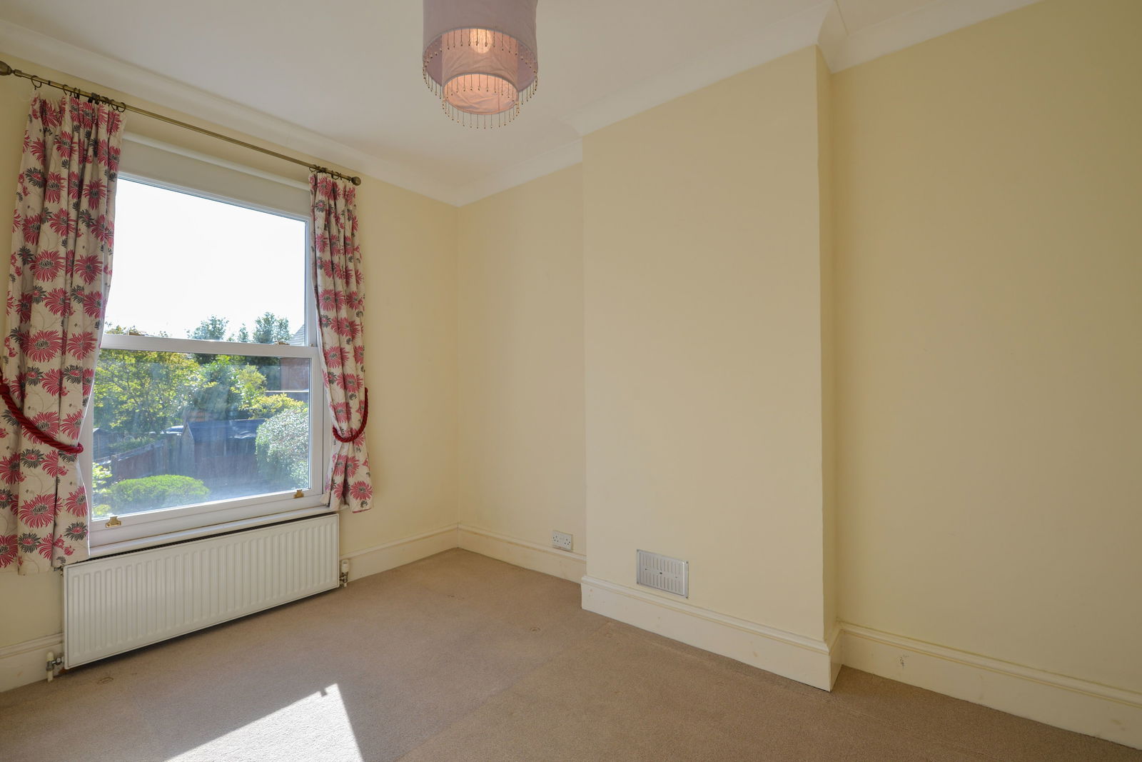3 bed detached house to rent in Springfield Road, Guildford, GU1 4DP  - Property Image 18
