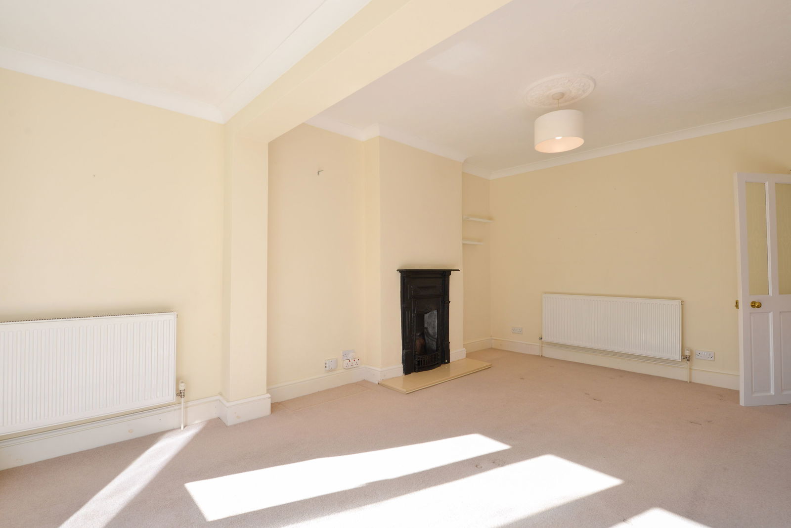 3 bed detached house to rent in Springfield Road, Guildford, GU1 4DP  - Property Image 15