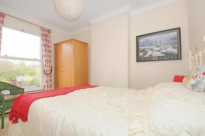 3 bed detached house to rent in Springfield Road, Guildford, GU1 4DP  - Property Image 9