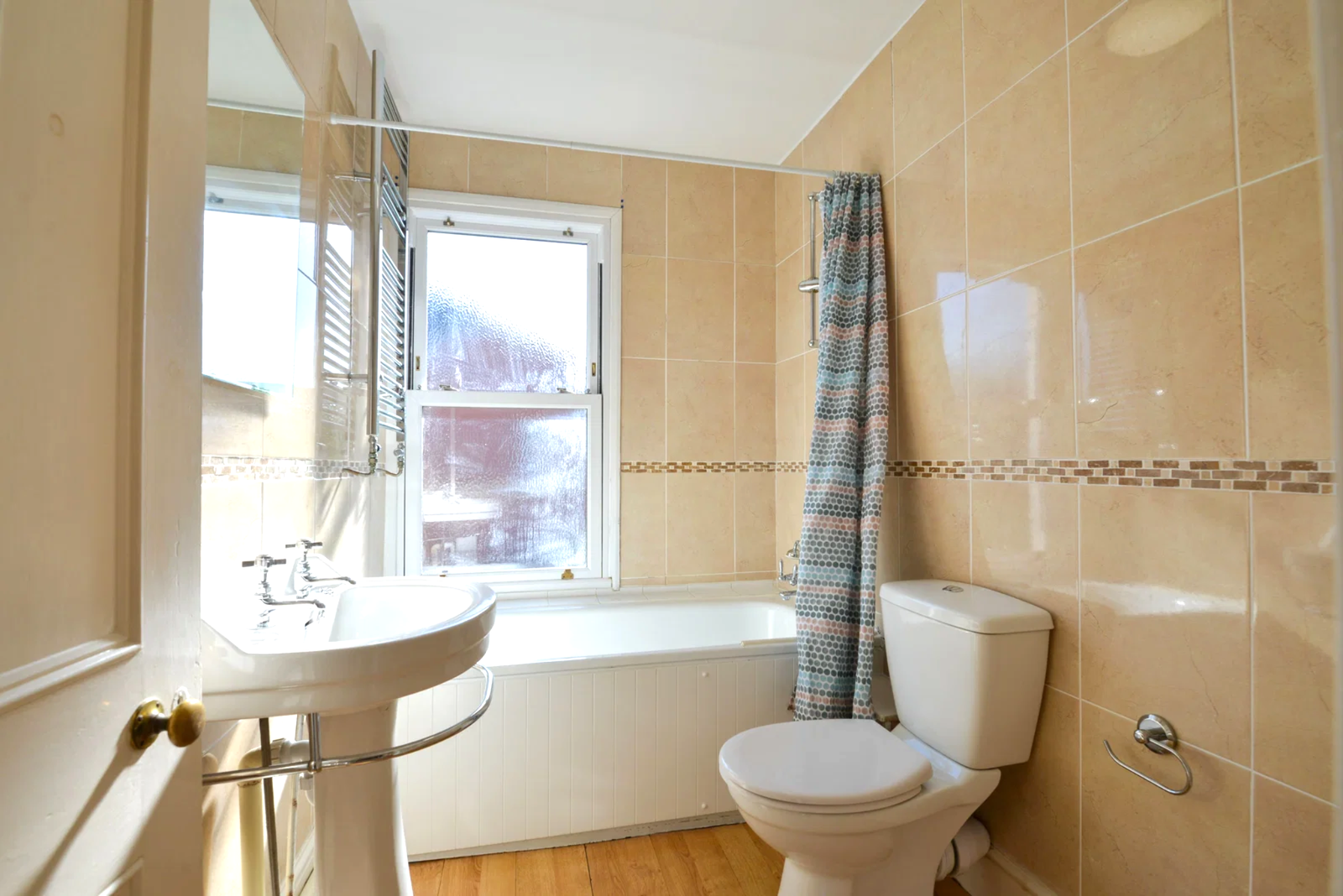 3 bed detached house to rent in Springfield Road, Guildford, GU1 4DP  - Property Image 9