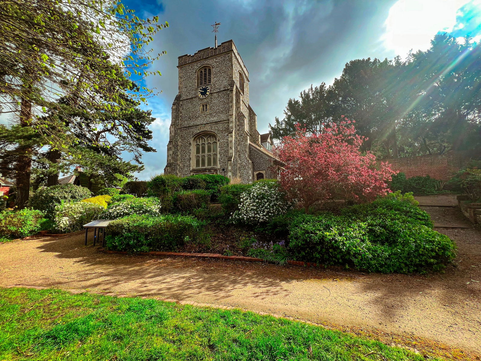 Office to rent in Ockham Road South, Leatherhead 5