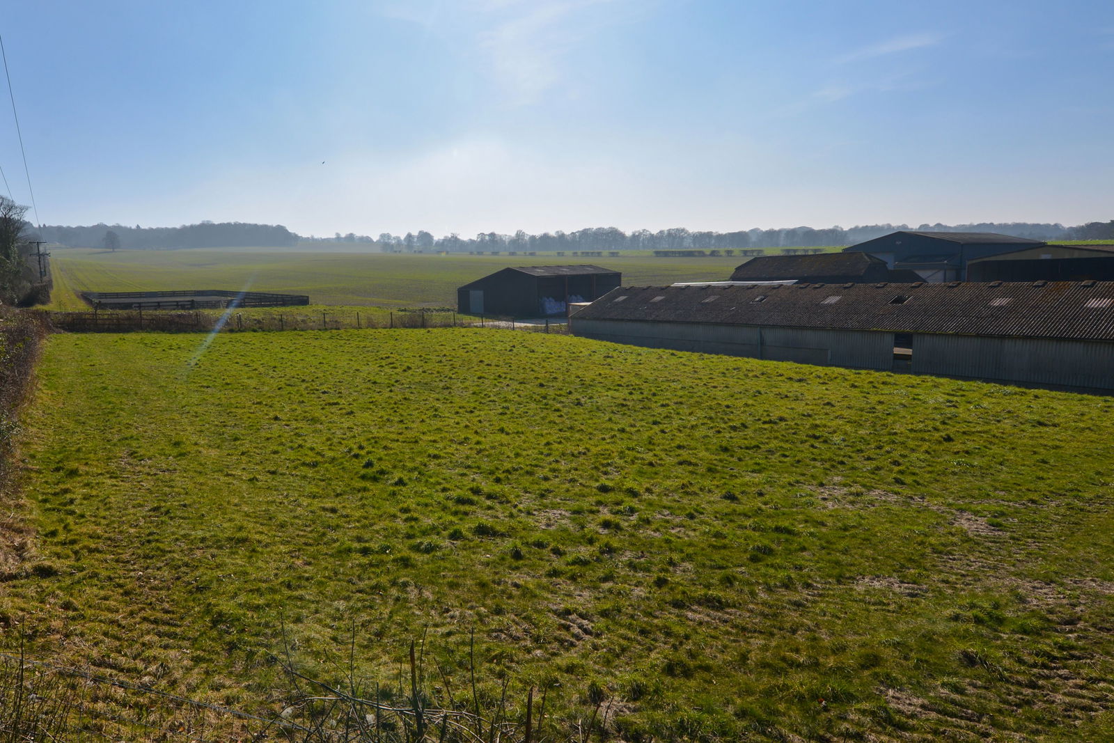 3 bed semi-detached house to rent in Blakes Lane, Leatherhead 3