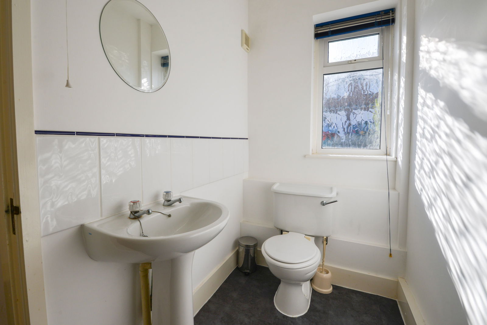 Office to rent in Guildford Road, Effingham, Leatherhead, KT24 5PE  - Property Image 14