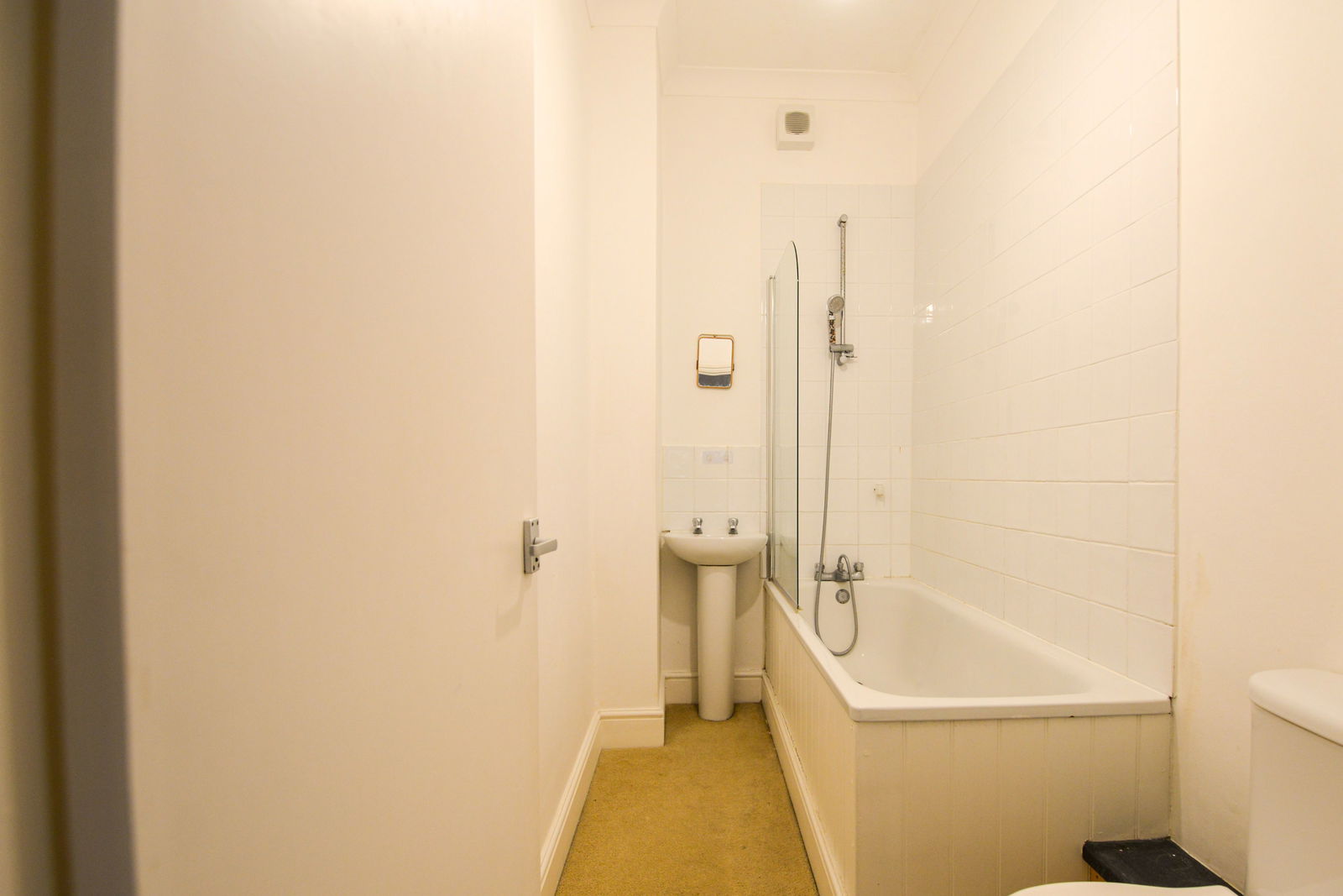 1 bed flat to rent in Baillie Road, Guildford, GU1 3LN  - Property Image 5