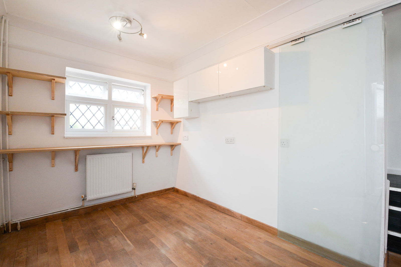 3 bed semi-detached house for sale in Tudor Close, Chessington 9