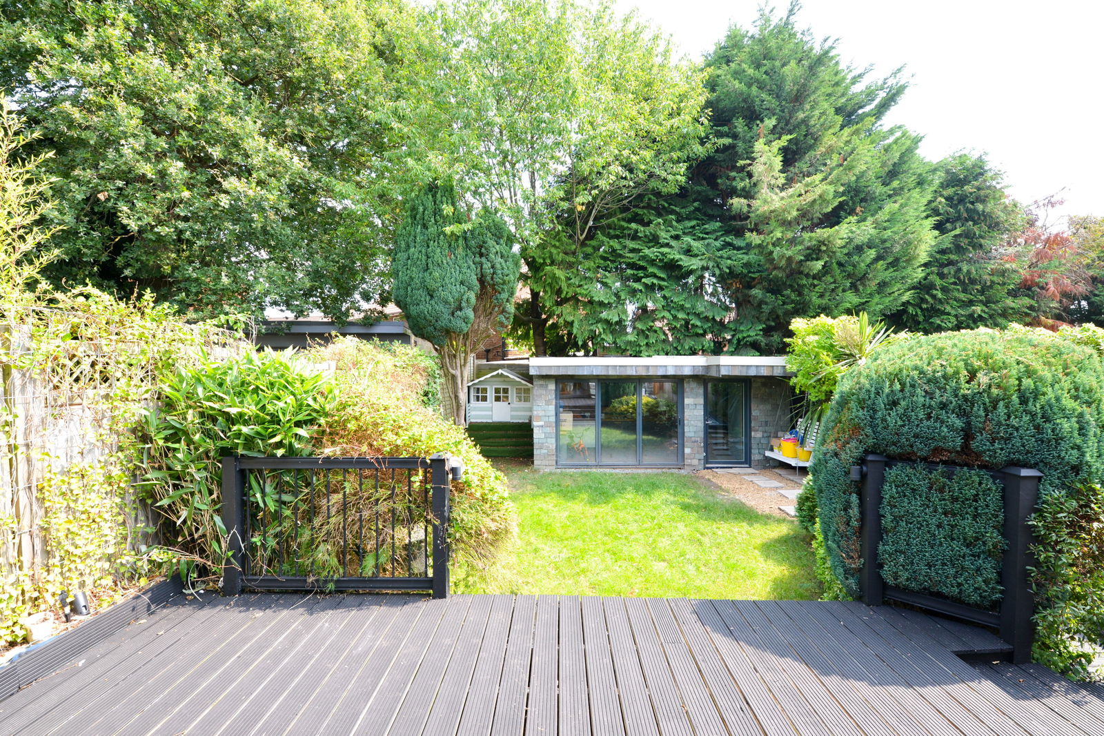 3 bed semi-detached house for sale in Tudor Close, Chessington 19