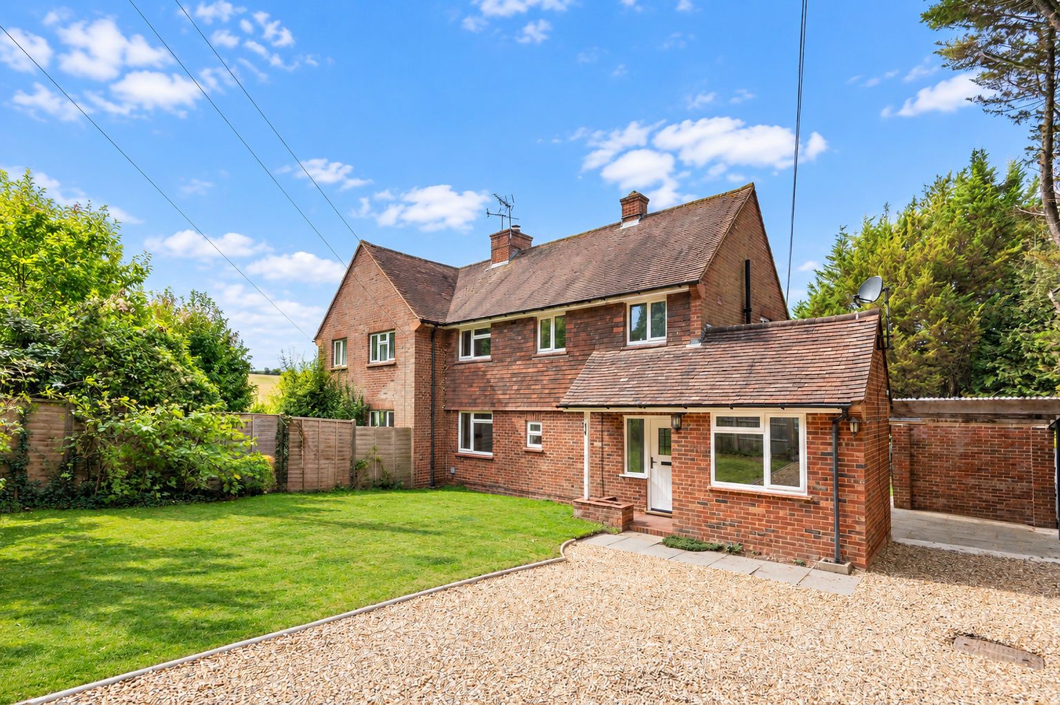 3 bed semi-detached house to rent in Blakes Lane, West Horsley, KT24