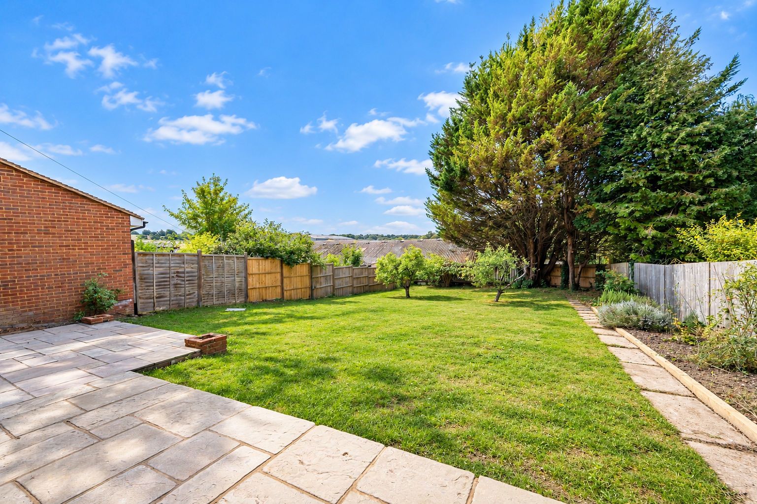3 bed semi-detached house to rent in Blakes Lane, West Horsley, KT24  - Property Image 23