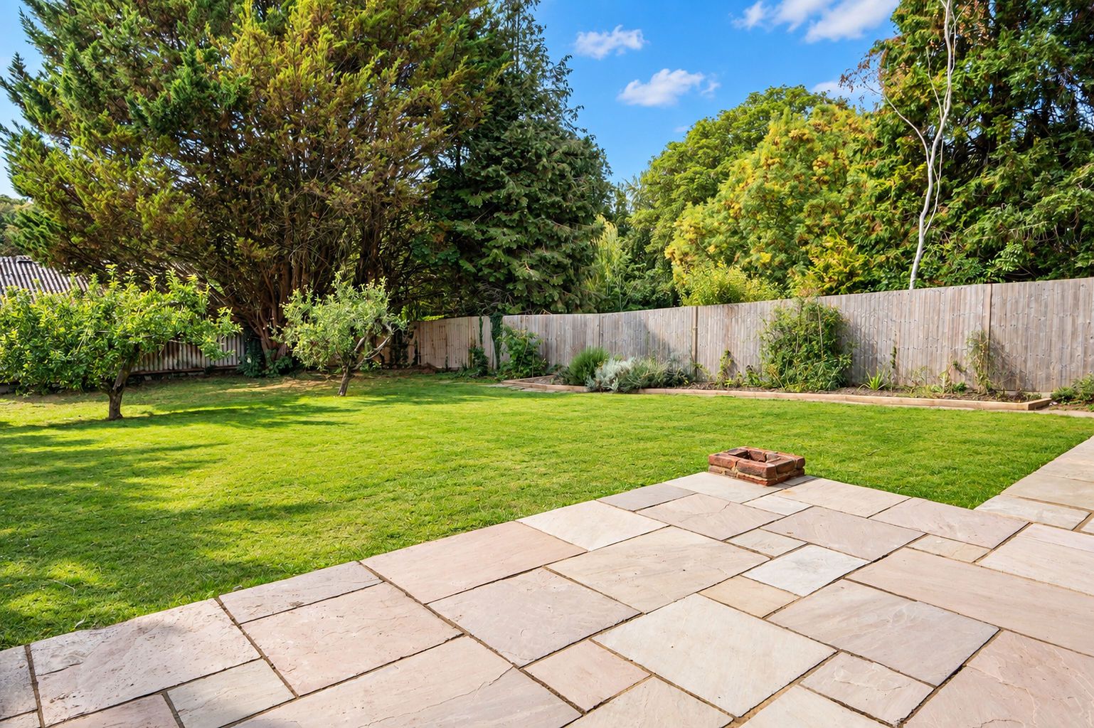 3 bed semi-detached house to rent in Blakes Lane, West Horsley, KT24  - Property Image 24