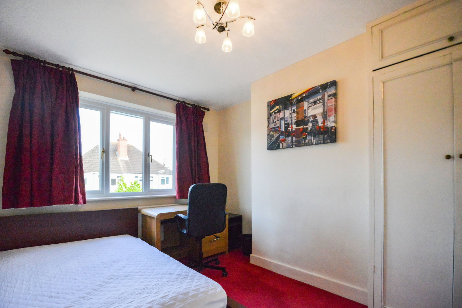 4 bed semi-detached house to rent in Beckingham Road, Guildford, GU2  - Property Image 8