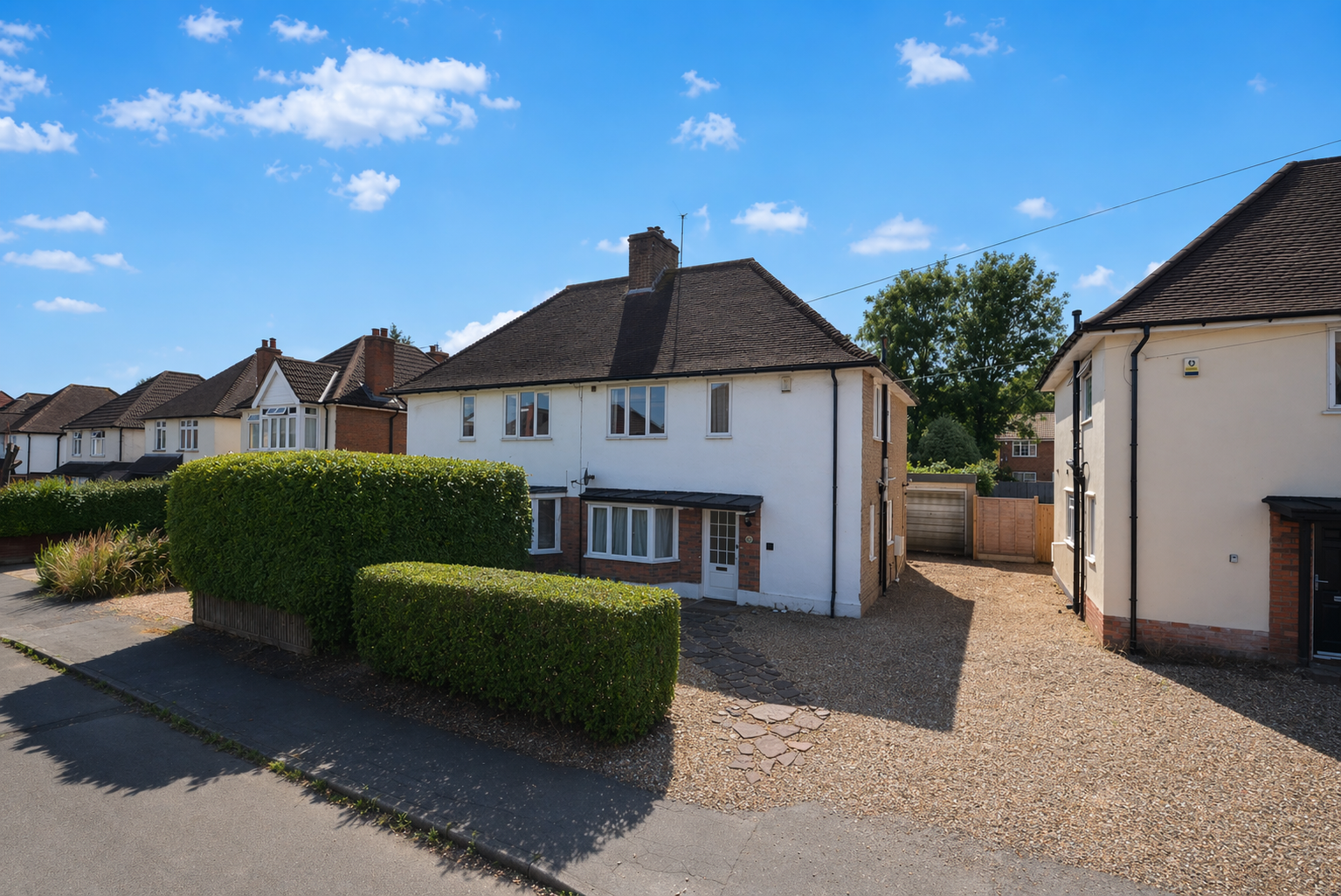 4 bed semi-detached house to rent in Beckingham Road, Guildford, GU2 - Property Image 1