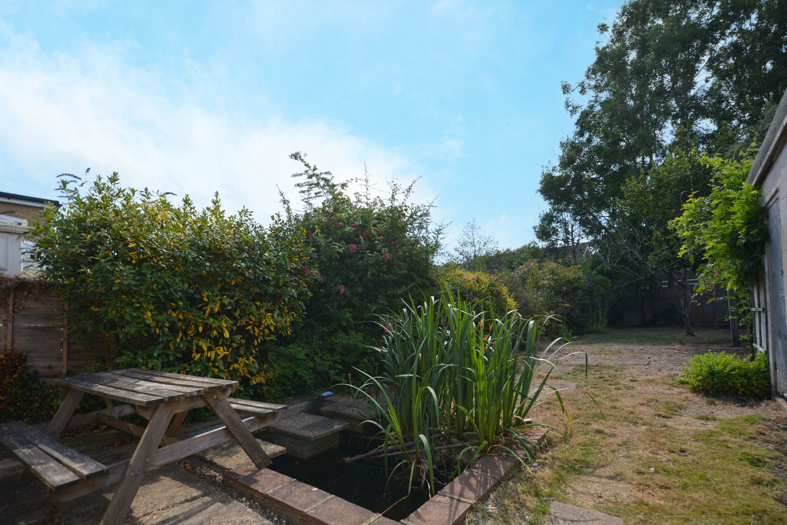 4 bed semi-detached house to rent in Beckingham Road, Guildford, GU2  - Property Image 17