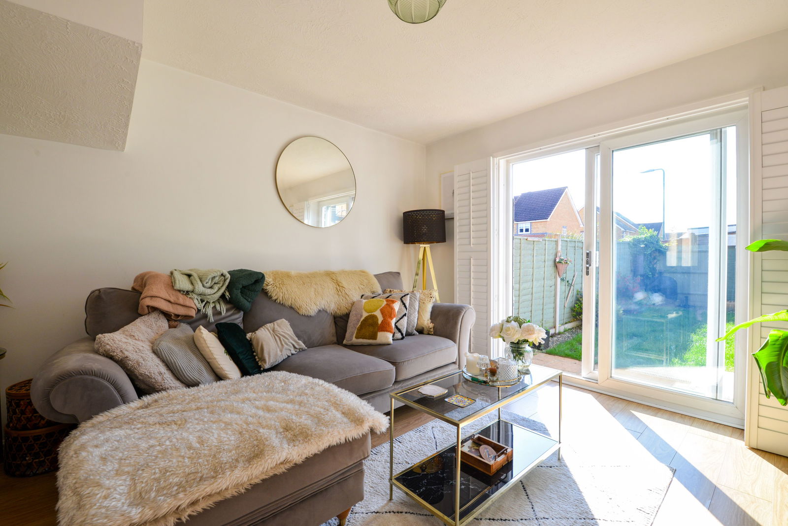 2 bed terraced house for sale in Bakers Gardens, Carshalton 2