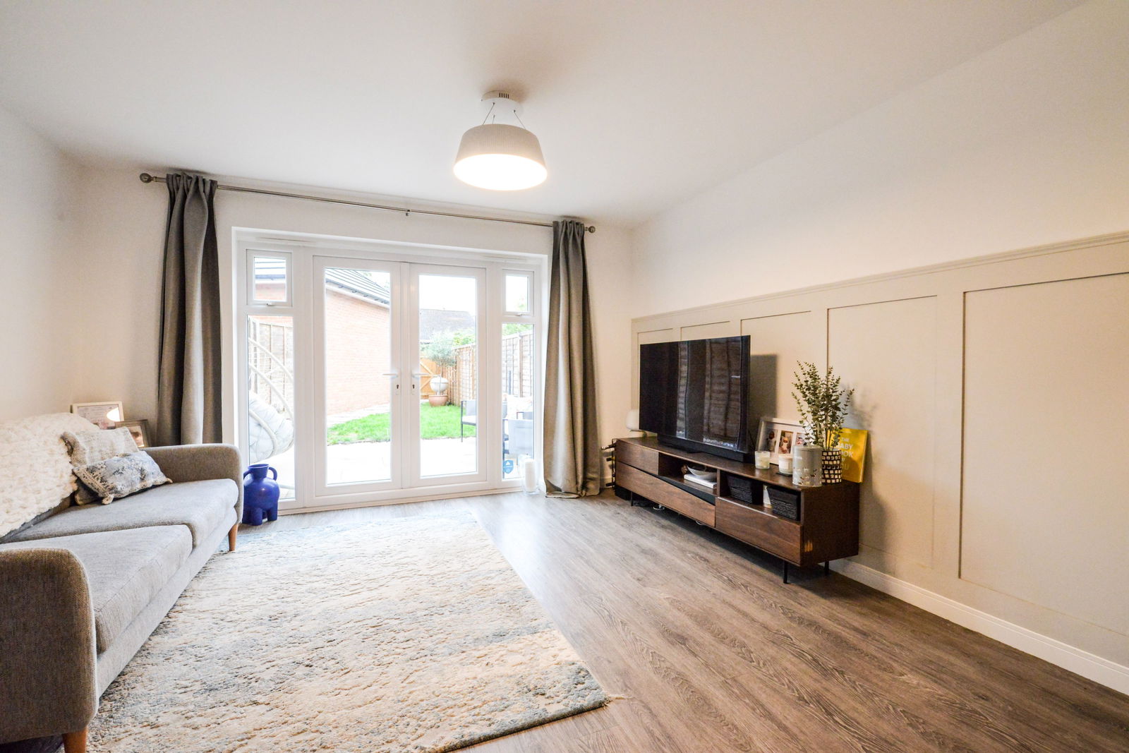 2 bed terraced house for sale, Ewell  - Property Image 2
