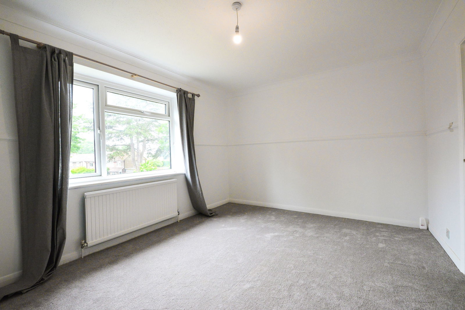 1 bed flat to rent in Griffin Way, Bookham, Leatherhead, KT23 4JL  - Property Image 6
