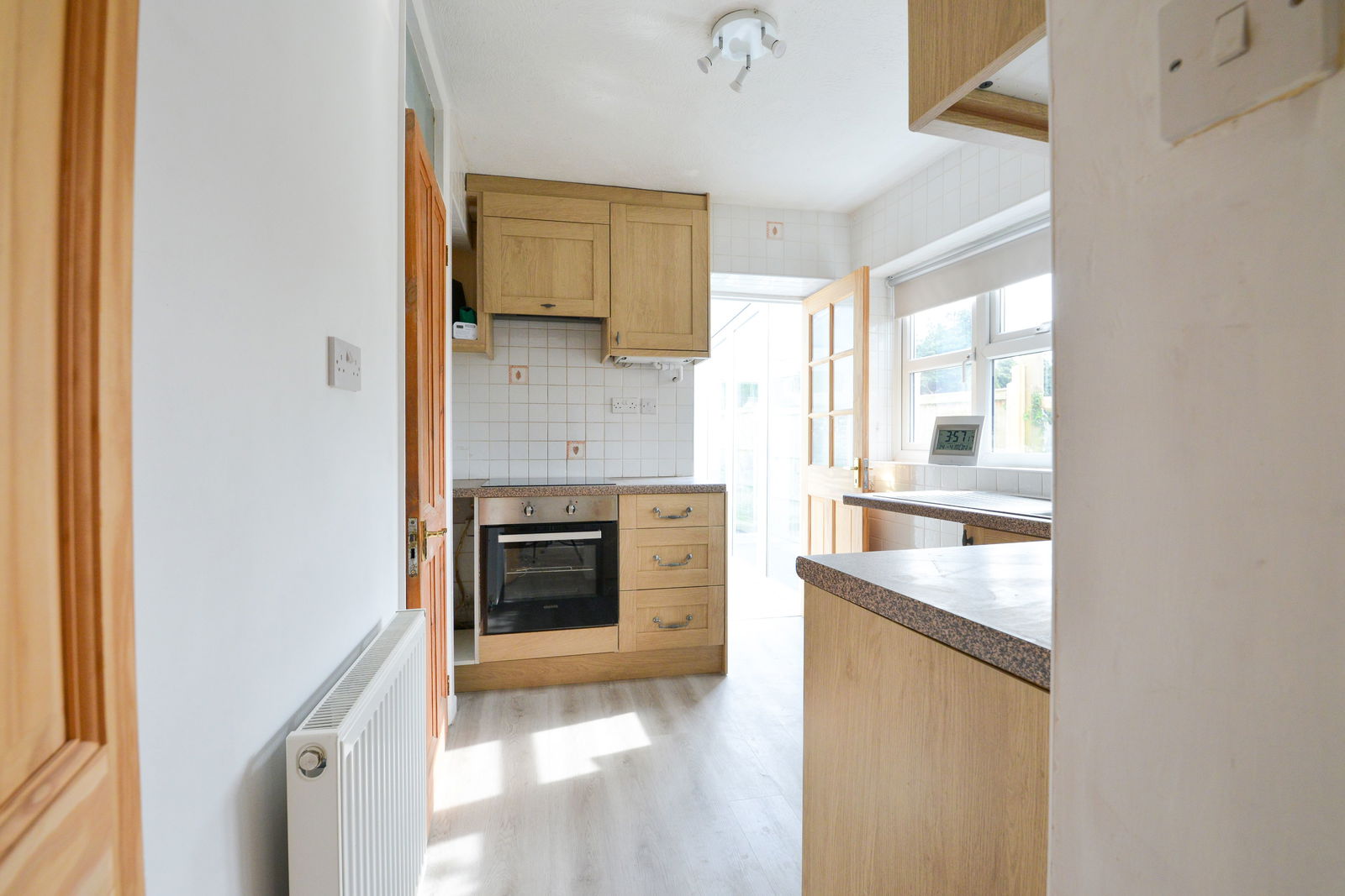 2 bed semi-detached house for sale in Lower Road, Leatherhead 2