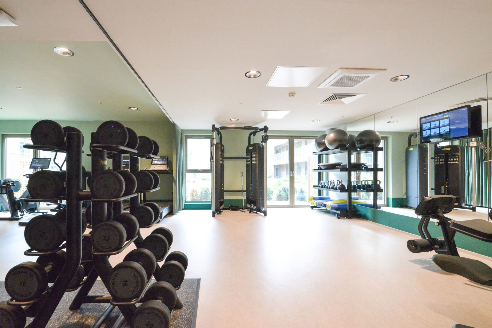 1 bed flat to rent in Randalls Way, Leatherhead  - Property Image 13