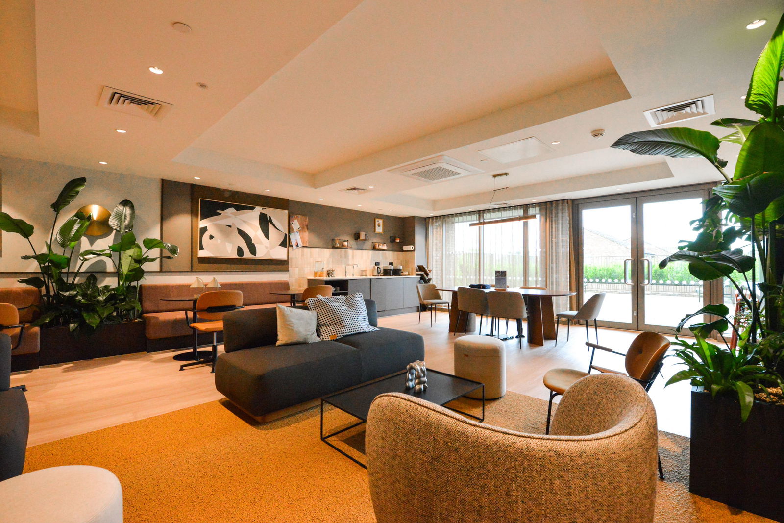 1 bed flat to rent in Randalls Way, Leatherhead  - Property Image 9