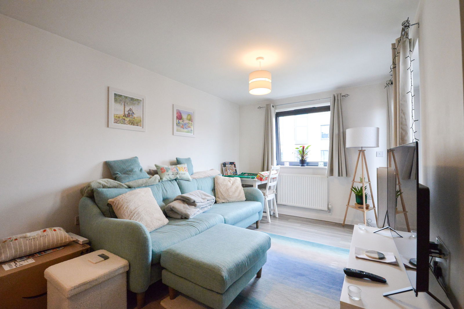 1 bed flat to rent in Walnut Tree Close, Guildford  - Property Image 3