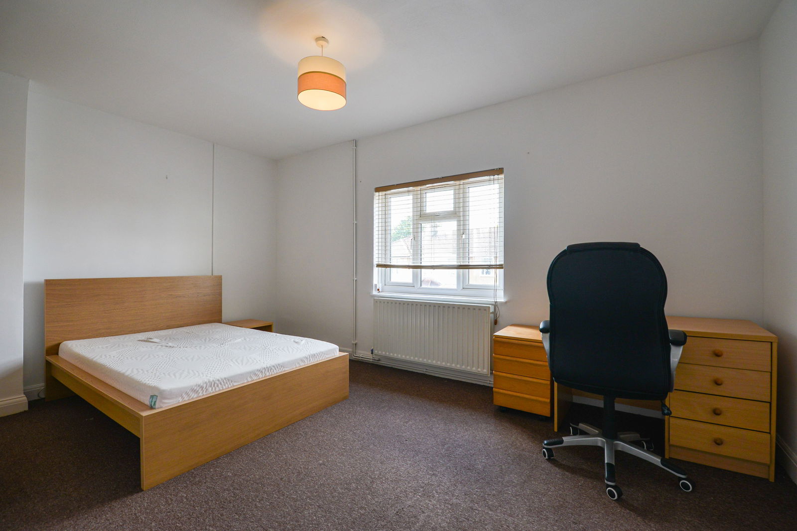 2 bed maisonette to rent in Cannon Hill Lane, London, SW20  - Property Image 12
