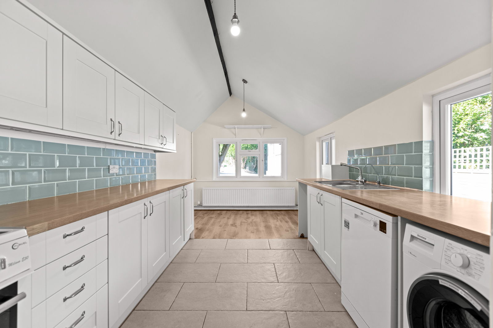 2 bed cottage to rent in Mackies Hill, Peaslake, Guildford, GU5 9RH  - Property Image 3