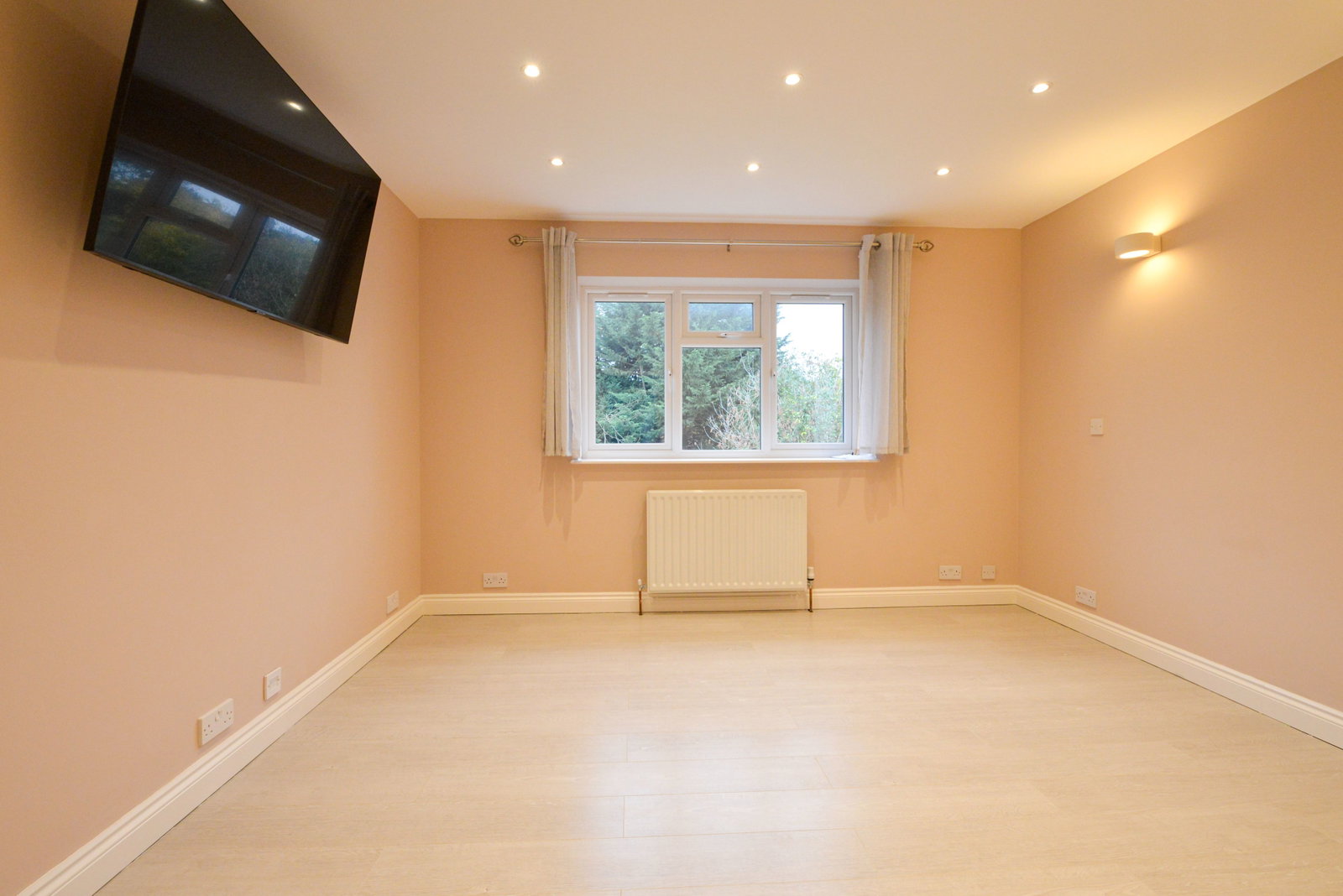 3 bed end of terrace house to rent in Gloucester Road, Guildford, GU2 9TG  - Property Image 8