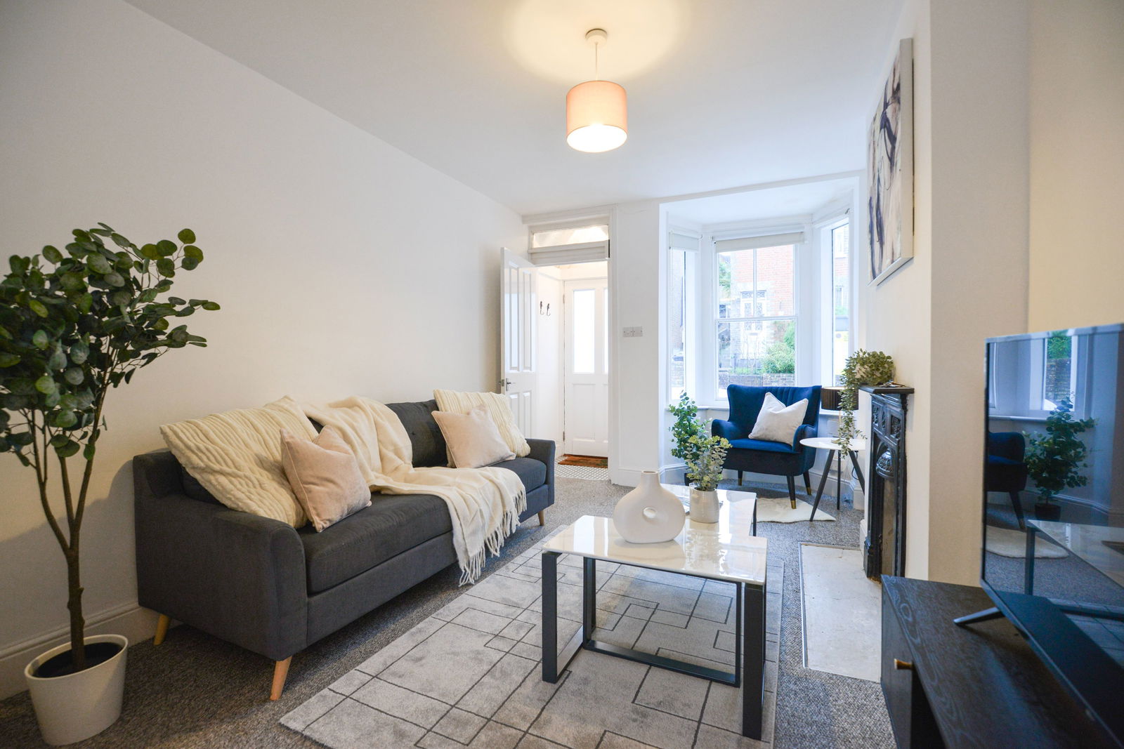 3 bed end of terrace house for sale in Addison Road, Guildford, GU1