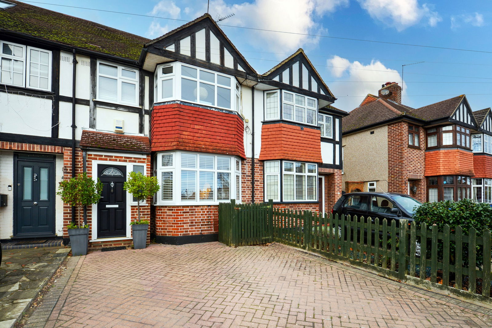 4 bed terraced house for sale in Kingshill Avenue, Worcester Park, KT4