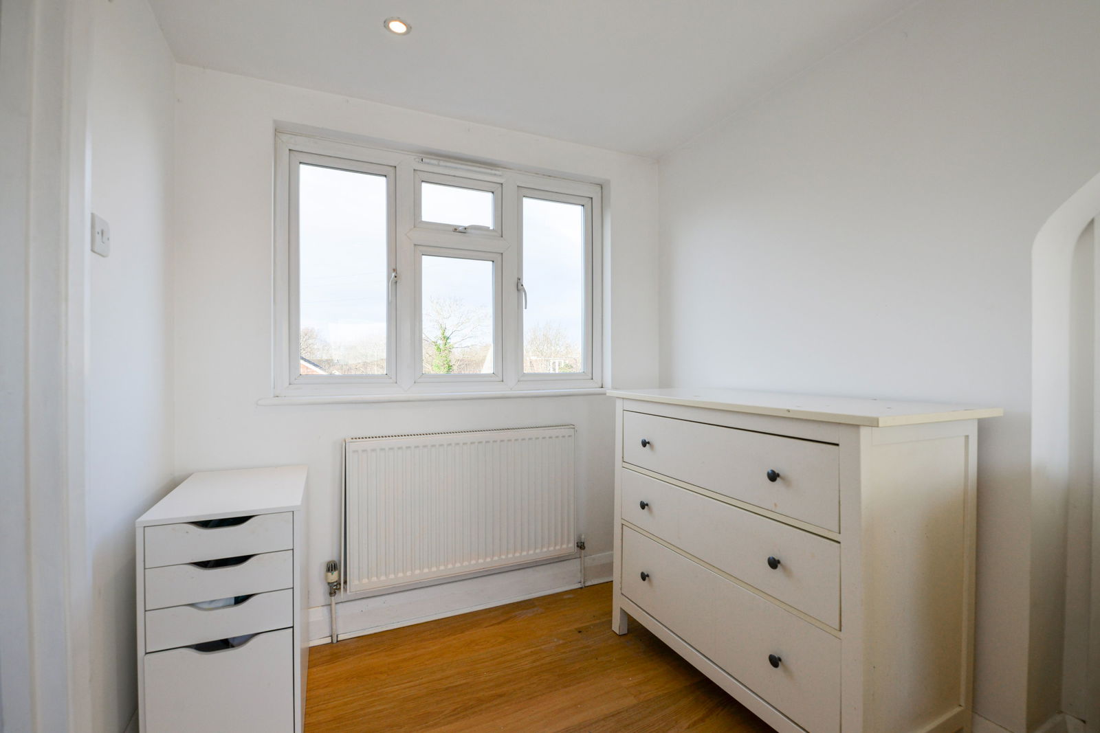 4 bed terraced house for sale in Kingshill Avenue, Worcester Park 11