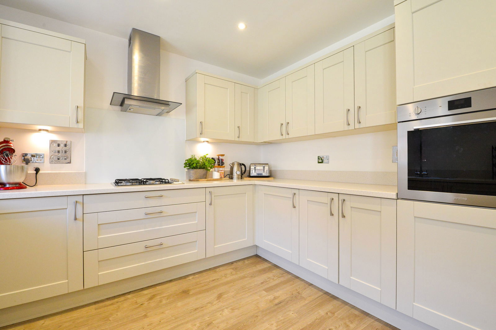 3 bed detached house to rent in Guildford, Ash, Surrey, GU12 6GJ  - Property Image 13