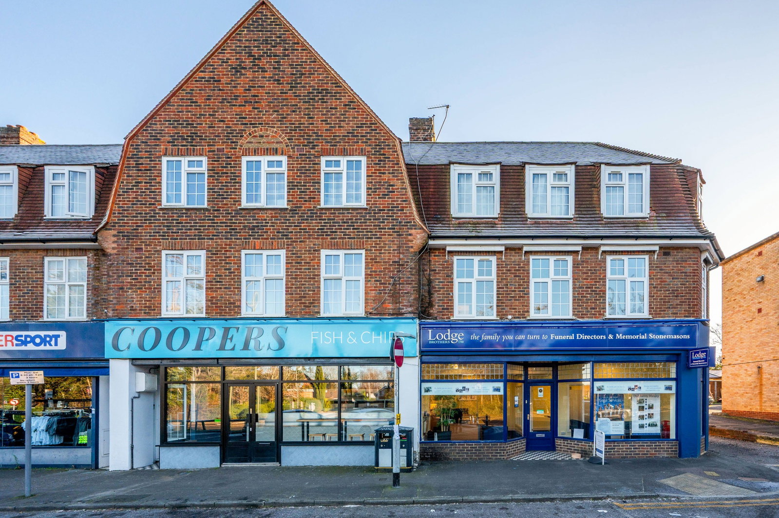 2 bed flat to rent in London Road, Guildford, GU4 7JS  - Property Image 1