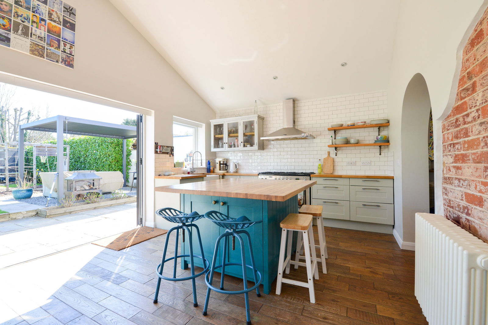 5 bed detached house for sale in London Road, Guildford, GU4  - Property Image 3