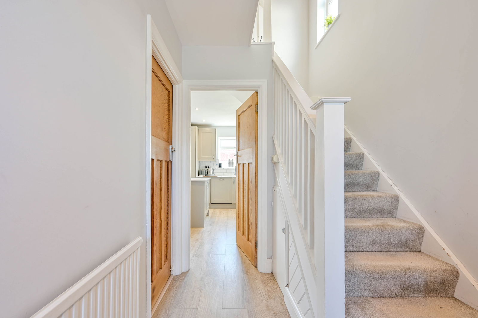 3 bed semi-detached house for sale in King Charles Road, Surbiton  - Property Image 11