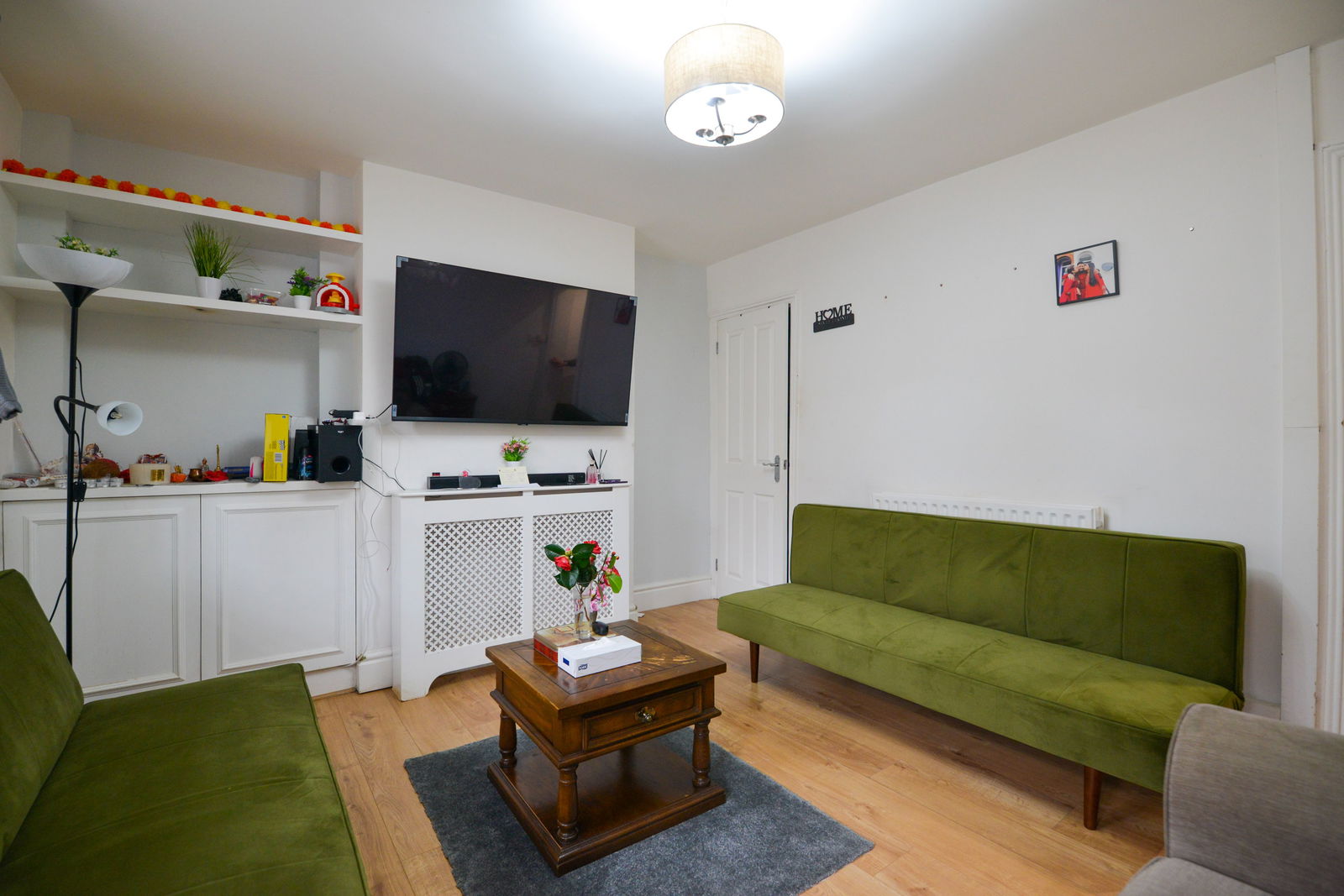 2 bed terraced house for sale in Weyside Road, Guildford, GU1  - Property Image 2