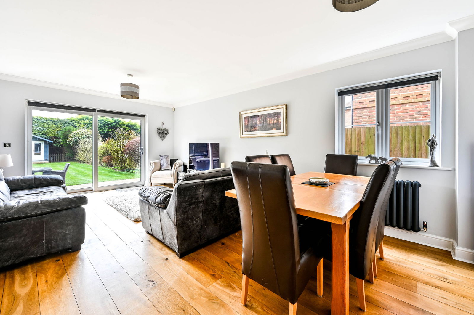 4 bed detached house for sale in Woodlands Road, Leatherhead  - Property Image 3