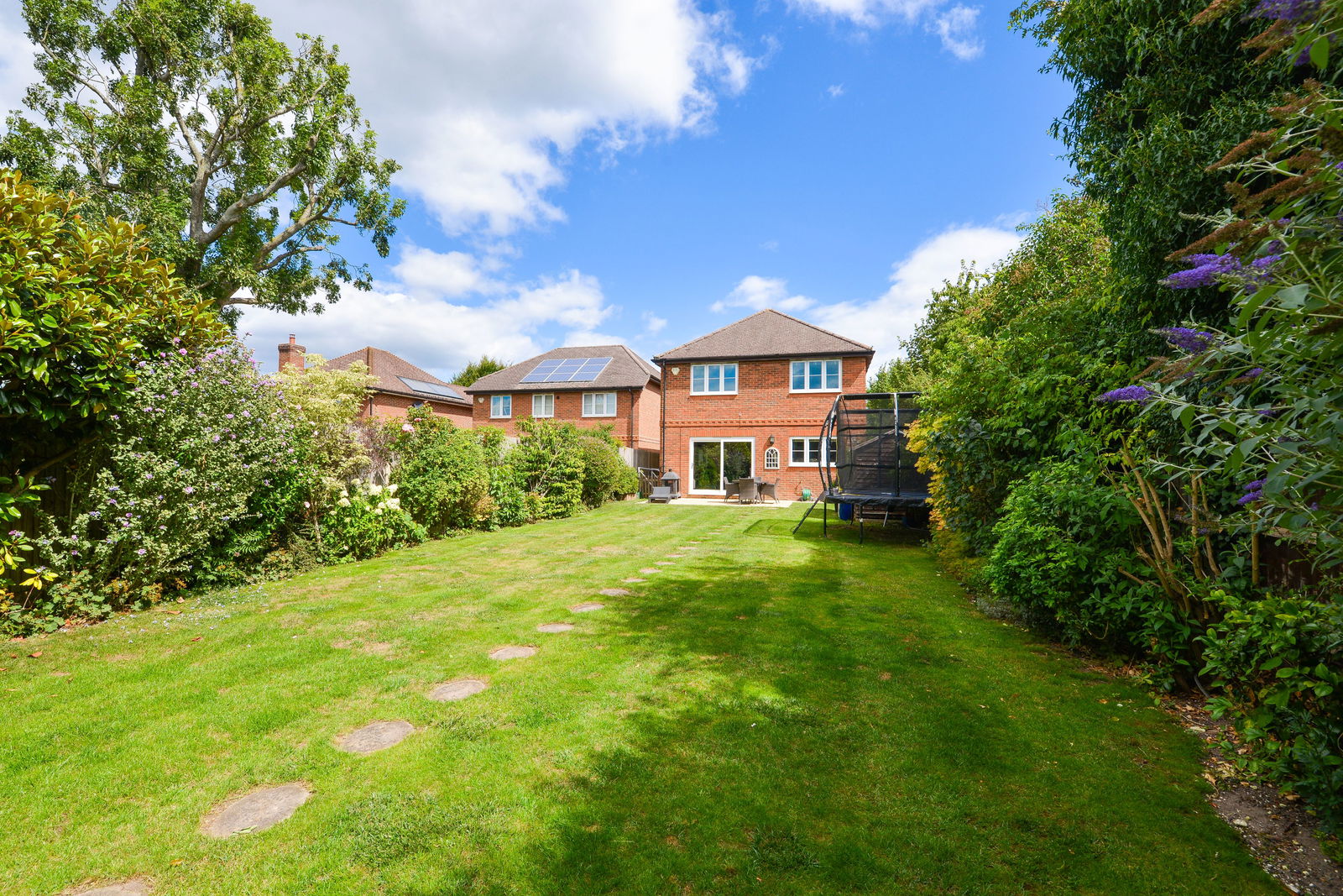 4 bed detached house for sale in Woodlands Road, Leatherhead 7
