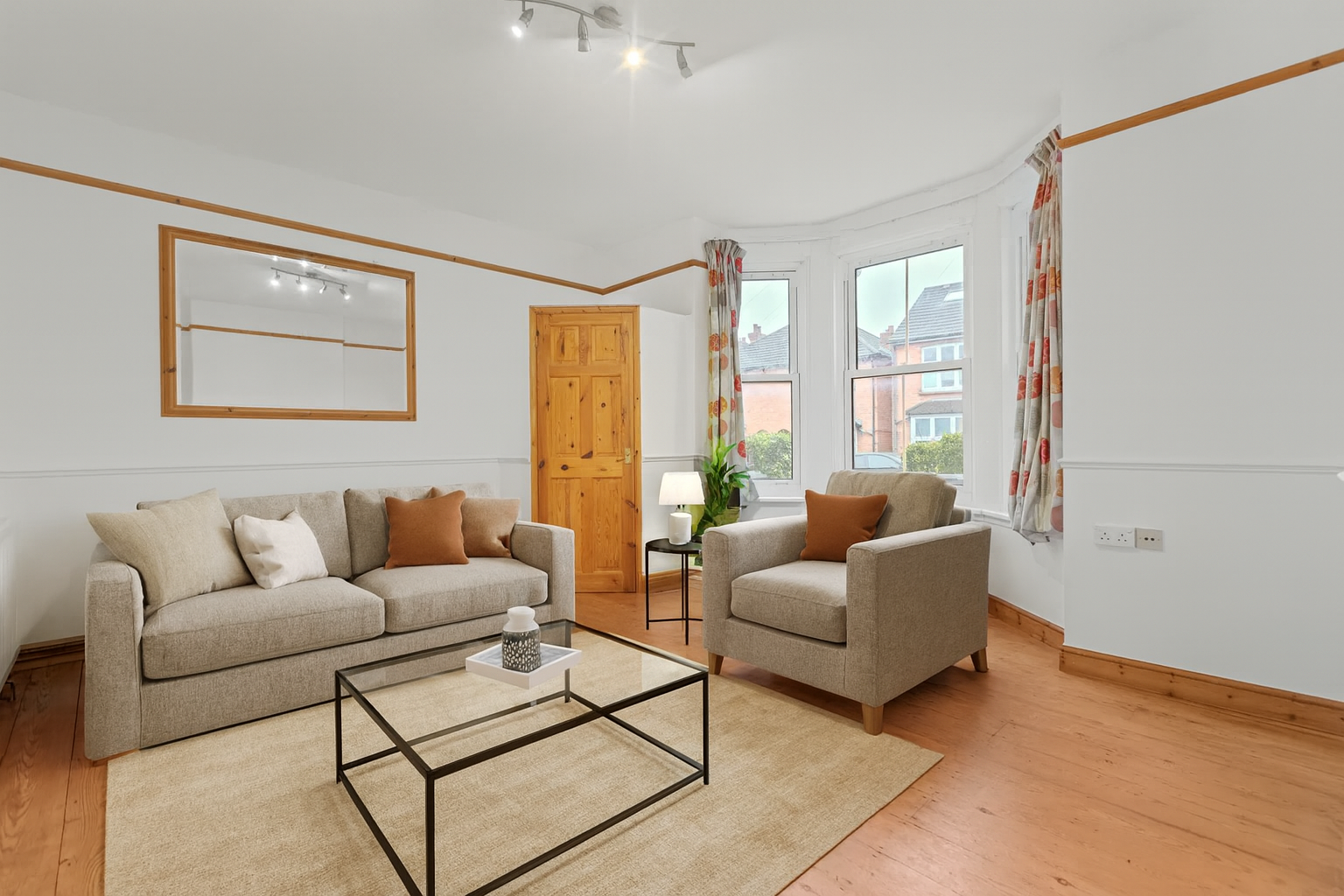 1 bed maisonette to rent in Manor Road, Guildford, GU2  - Property Image 2