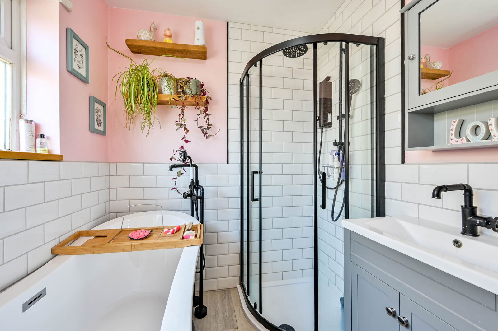 4 bed semi-detached house for sale in Stormont Way, Chessington 12