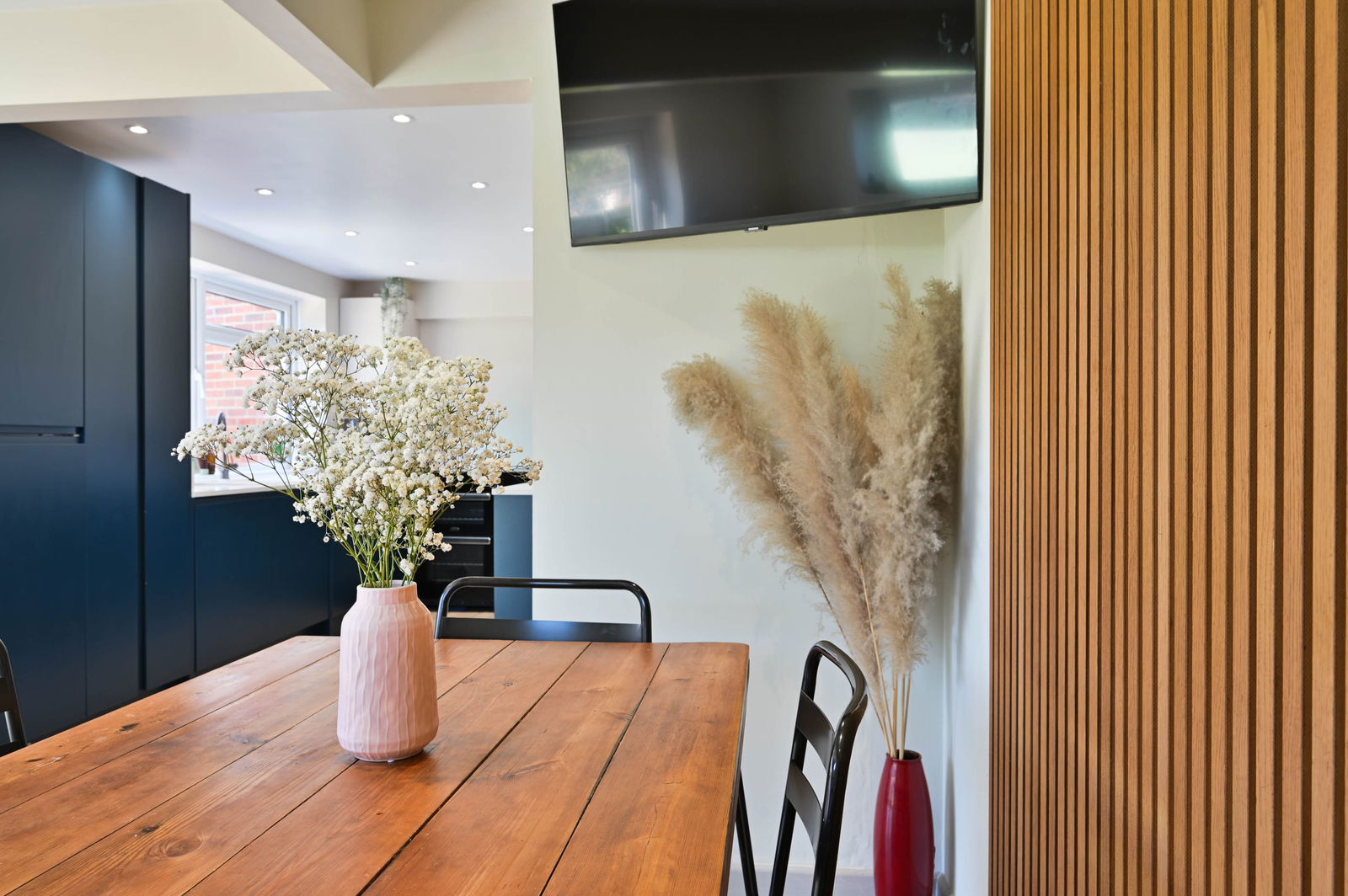 3 bed semi-detached house for sale in Lower Shott, Leatherhead  - Property Image 9