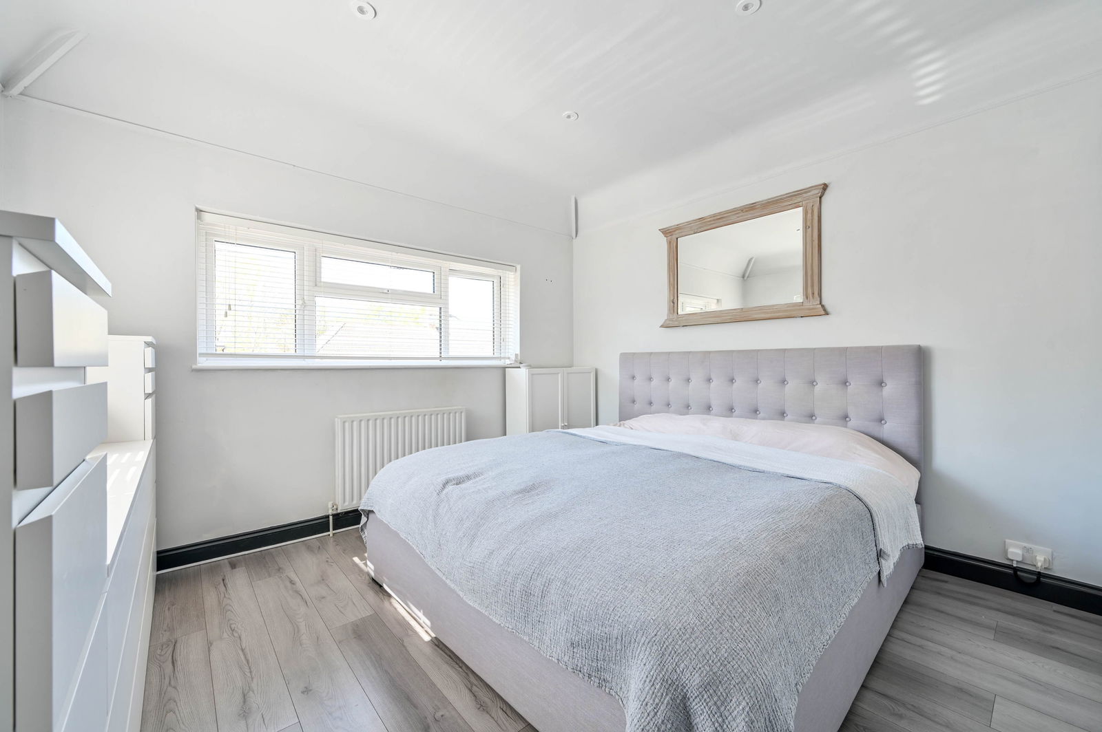 3 bed semi-detached house for sale in Lower Shott, Leatherhead 13