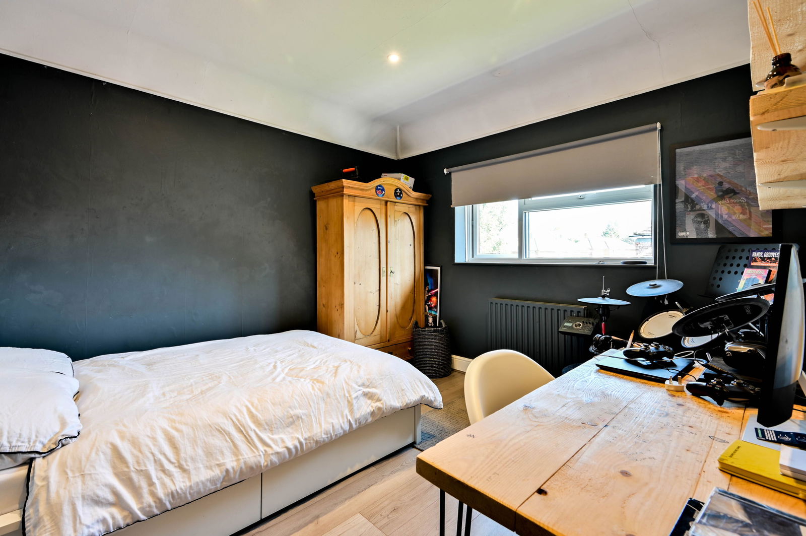 3 bed semi-detached house for sale in Lower Shott, Leatherhead  - Property Image 17