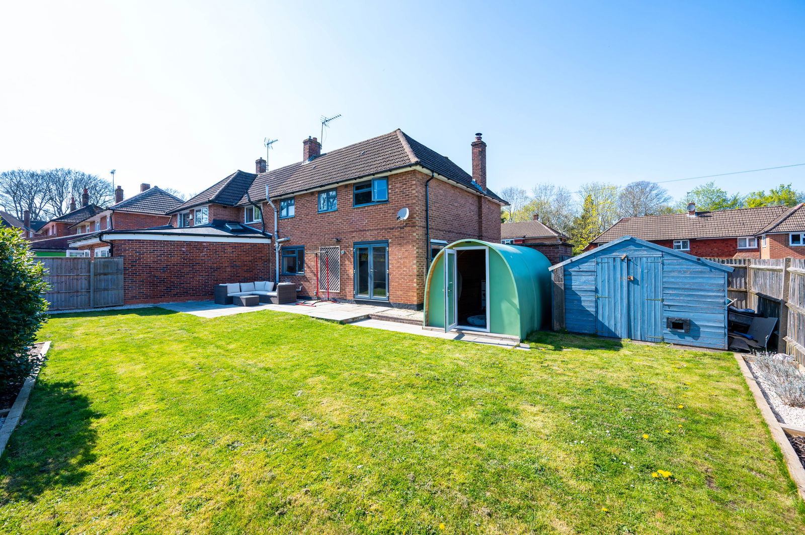 3 bed semi-detached house for sale in Lower Shott, Leatherhead  - Property Image 3